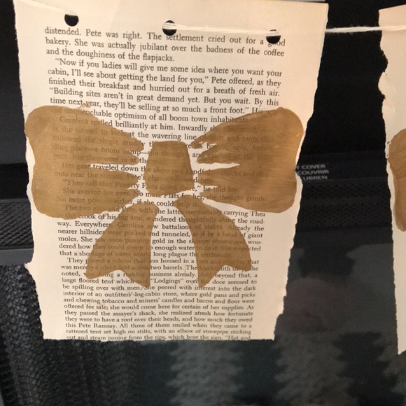 🌹💐Pretty Hand Painted Garland 🌷💐 - Picture 5 of 9